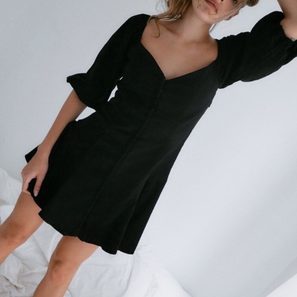 Zara Size S Sweetheart Neckline Puff Sleeve Linen Black Mini Dress 4661/308 - Picture 6 of 9